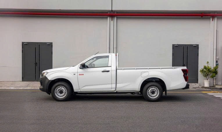 Isuzu D-Max D-Cargo 1000 ra mắt: Bán tải cabin đơn chở được hơn 1 tấn, giá 492 triệu đồng Isuzu%20D Max%20D Cargo%201000%20ra%20m%E1%BA%AFt Anh2