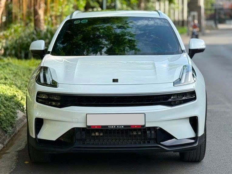 Lynk%20%26%20Co%2006%20b%E1%BA%A5t%20ng%E1%BB%9D%20%C4%91%C6%B0%E1%BB%A3c%20gi%E1%BA%A3m%2050%20tri%E1%BB%87u%20%C4%91%E1%BB%93ng Anh2