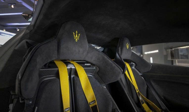 Maserati%20MC20%20GT2%20Stradale%20%C4%91%E1%BB%99c%20nh%E1%BA%A5t%20th%E1%BA%BF%20gi%E1%BB%9Bi Anh3