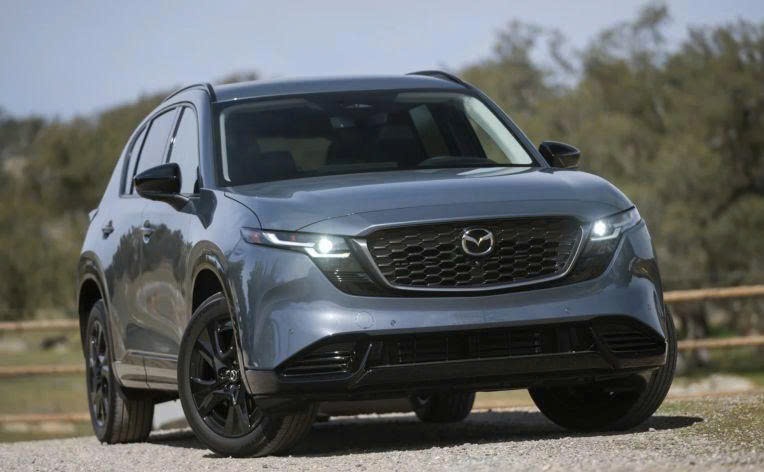 Mazda%20CX 5%20th%E1%BA%BF%20h%E1%BB%87%20m%E1%BB%9Bi%20b%C3%A1n%20ch%E1%BA%A1y%20v%C6%B0%E1%BB%A3t%20k%E1%BB%B3%20v%E1%BB%8Dng Anh2