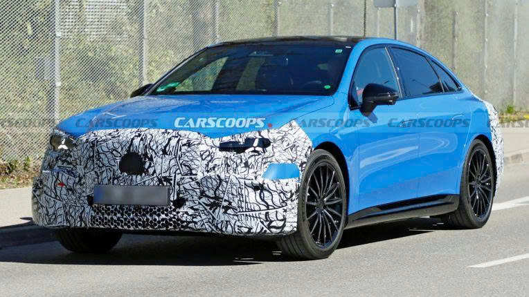 Mercedes Benz%20C Class%20EV%20l%E1%BB%99%20n%E1%BB%99i%20th%E1%BA%A5t%20nh%C6%B0%20phi%20thuy%E1%BB%81n Anh4