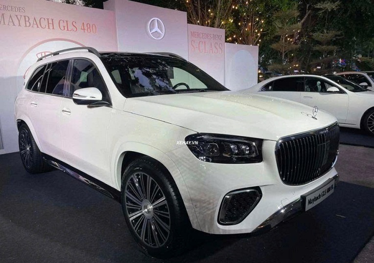 Mercedes Maybach%20GLS%20480%204MATIC%20Facelift%20ra%20m%E1%BA%AFt%20Vi%E1%BB%87t%20Nam Anh2