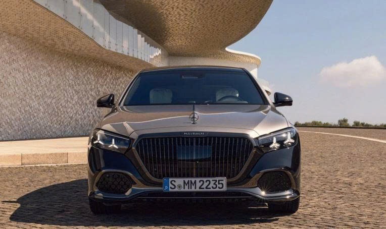Mercedes Maybach%20S Class%202026%20tung%20b%E1%BA%A3n%20Night%20Series Anh3