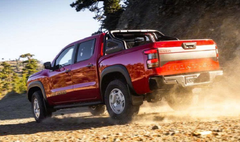 Mitsubishi%20b%E1%BA%AFt%20tay%20Nissan Anh4