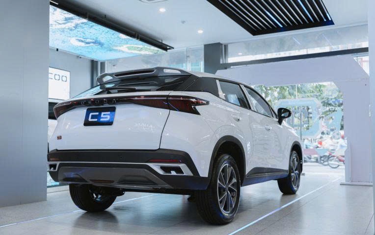 Omoda C5 có thêm phiên bản Sport: Giá ưu đãi chỉ từ 479 triệu đồng Omoda%20C5%20c%C3%B3%20th%C3%AAm%20phi%C3%AAn%20b%E1%BA%A3n%20Sport Anh2