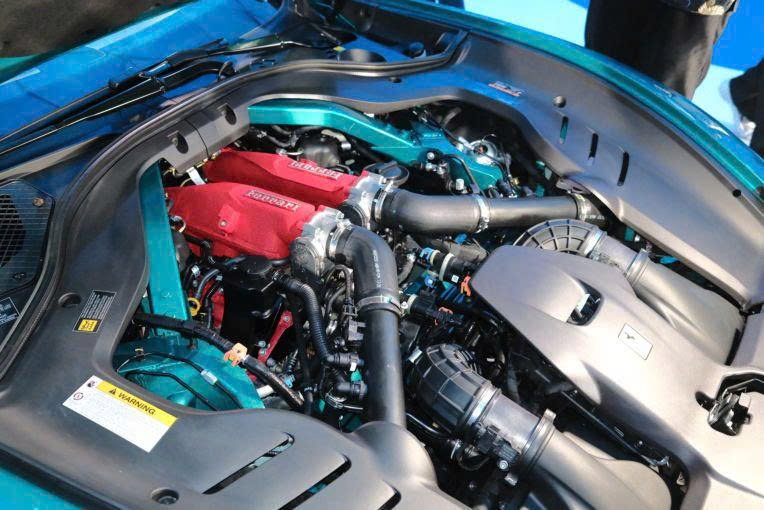 Si%C3%AAu%20xe%20Ferrari%20Amalfi%20ra%20m%E1%BA%AFt Anh5