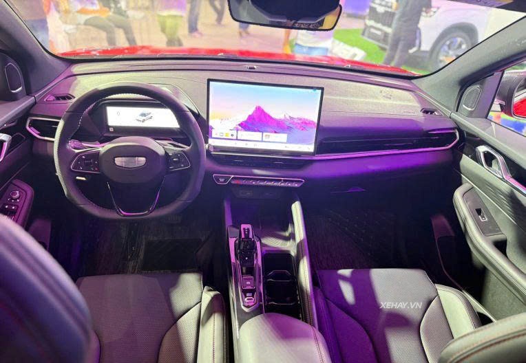 Th%E1%BB%B1c%20t%E1%BA%BF%20Geely%20Coolray%202026%20ra%20m%E1%BA%AFt%20Vi%E1%BB%87t%20Nam Anh4