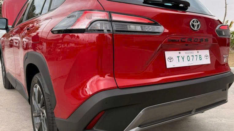 Toyota%20Corolla%20Cross%20GR S%202026%20tr%C3%ACnh%20l%C3%A0ng Anh3