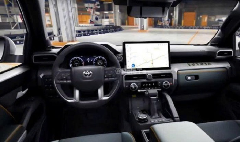 Toyota%20Fortuner%20th%E1%BA%BF%20h%E1%BB%87%20m%E1%BB%9Bi Anh2(1)