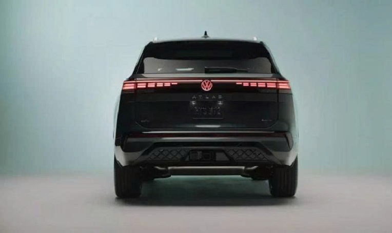 Volkswagen Teramont 2027 lột xác với ngoại hình cơ bắp, nội thất ốp gỗ và khả năng tự tấp vào lề cực thông minh Volkswagen%20Teramont%202027%20l%E1%BB%99t%20x%C3%A1c Anh3