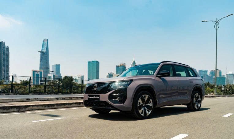 Volkswagen Teramont Pro ra mắt Việt Nam: SUV hạng sang 7 chỗ, giá bán từ 2,799 tỷ đồng Volkswagen%20Teramont%20Pro%20ra%20m%E1%BA%AFt%20Vi%E1%BB%87t%20Nam Anh7