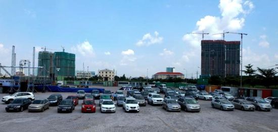 Có một motor show khác bên ngoài VMS