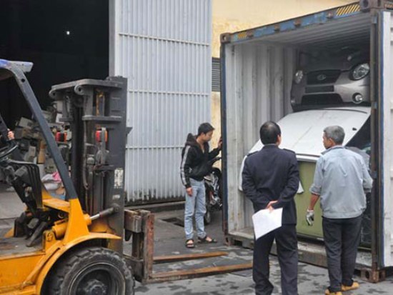 Hải Phòng bắt 12 ôtô 4 chỗ nhập khẩu dưới dạng máy cơ khí