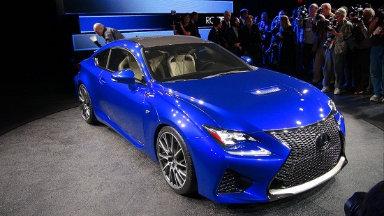 Lexus đem đến Detroit RC F với gói nâng cấp hoàn toàn mới