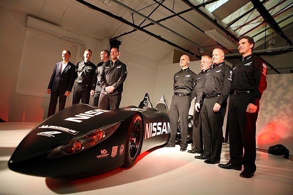 Nissan tìm kiếm tương lai ở Le Mans 24 Hours