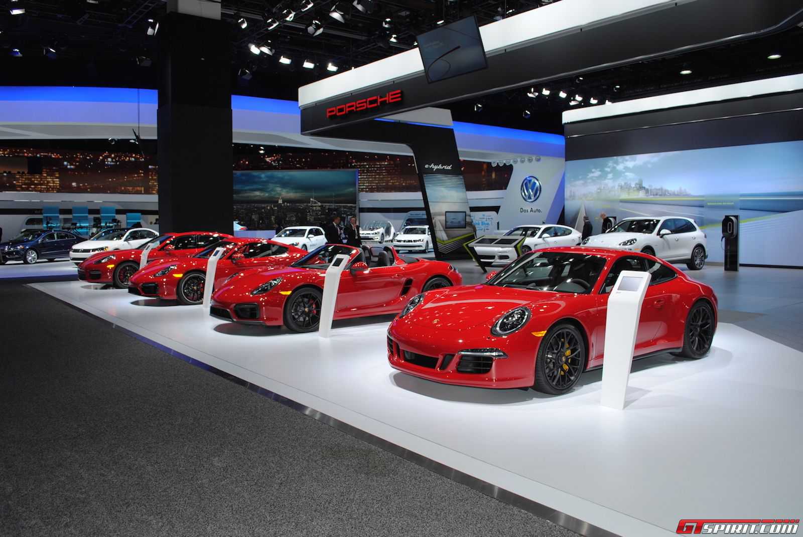 Porsche mang gì tới Detroit Motor Show 2015?