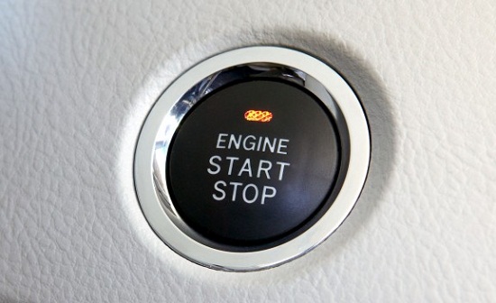 Toyota âm thầm đổi tính năng của nút start/stop vì lo nguy cơ tăng tốc đột ngột