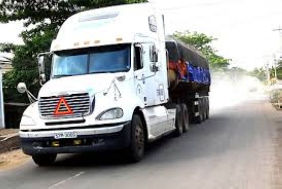 Khó khăn, doanh nghiệp vận tải muốn giảm phí và bớt trạm BOT