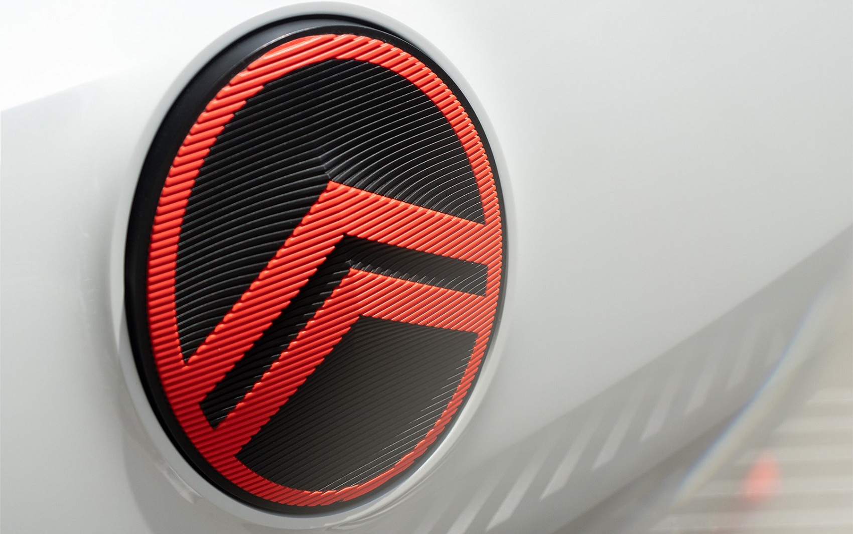 Citroën lấy ý tưởng từ logo cổ điển để tôn vinh kỉ nguyên xe điện