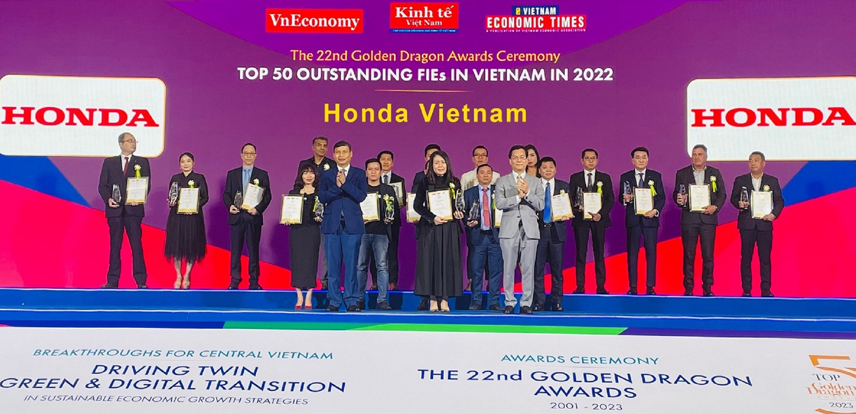 Honda Việt Nam nhận giải Rồng vàng vinh danh Doanh nghiệp