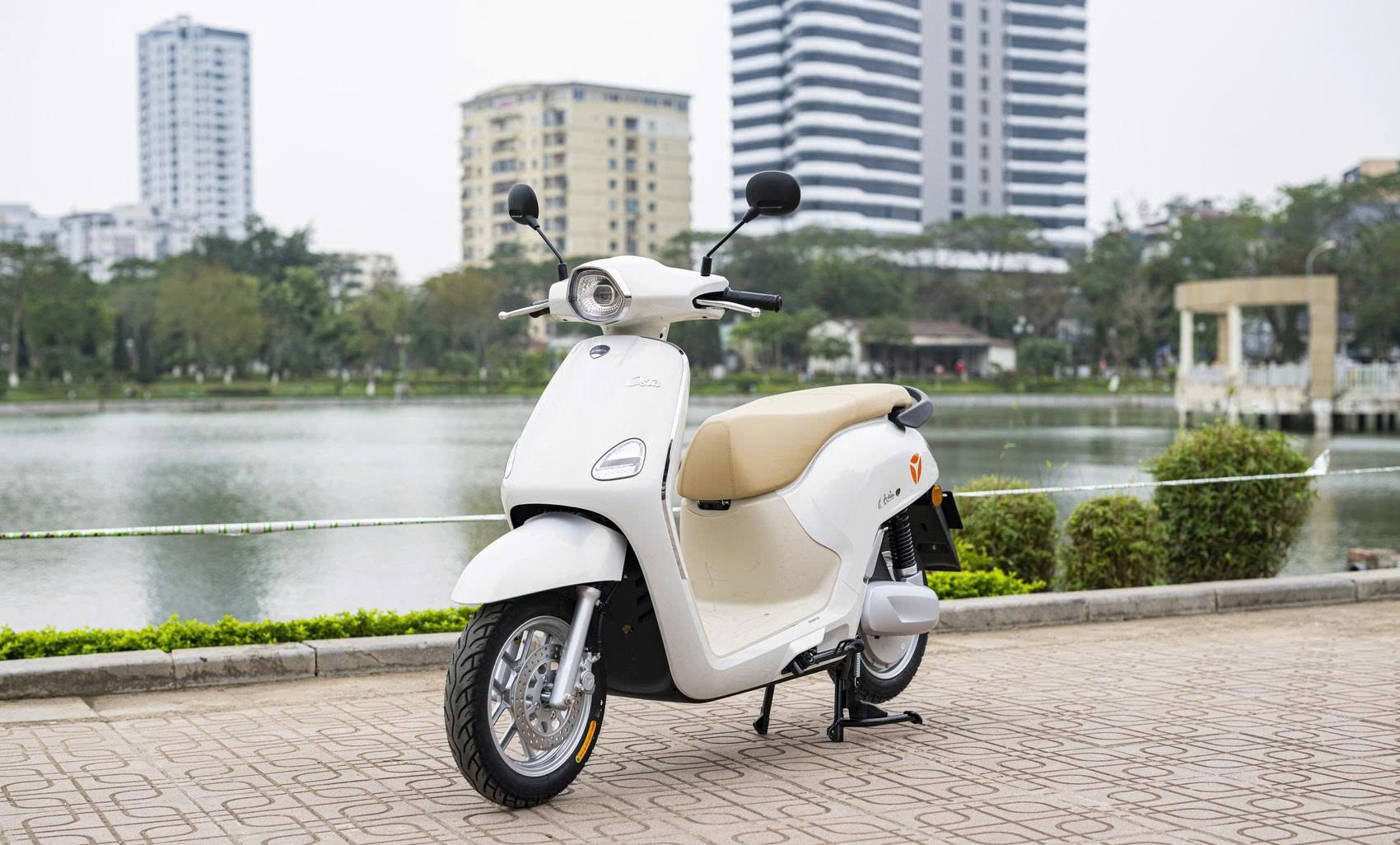 YADEA Osta: Khi xe máy điện cao cấp không chỉ là “xe điện”, mà là hệ sinh thái di chuyển thông minh