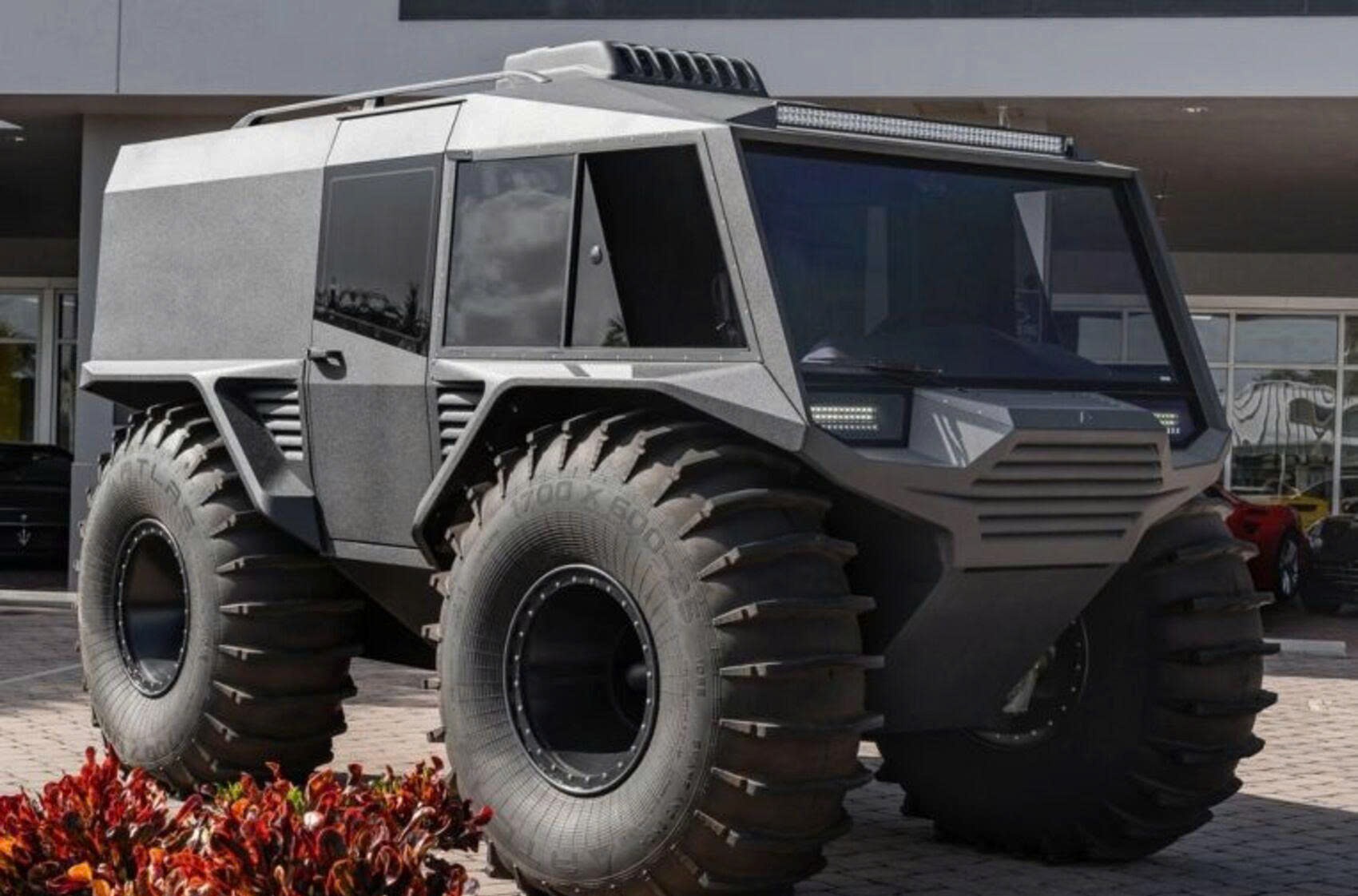 Cận cảnh "quái thú" Atlas: Chiến binh địa hình sở hữu khả năng băng rừng lội suối cực đỉnh