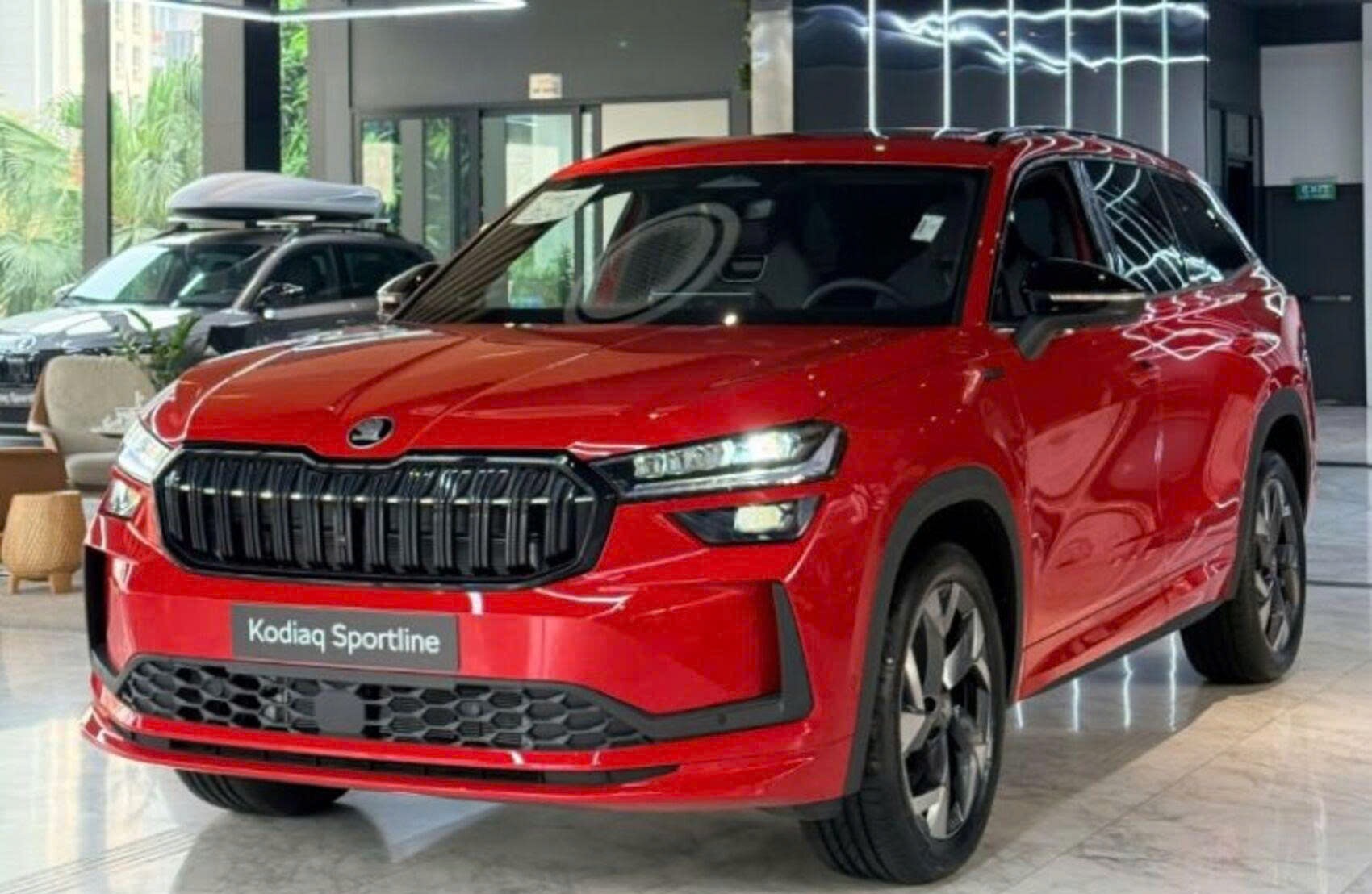 Kodiaq 2026 tăng giá gần 150 triệu đồng, Skoda tự làm khó mình trong cuộc đua doanh số