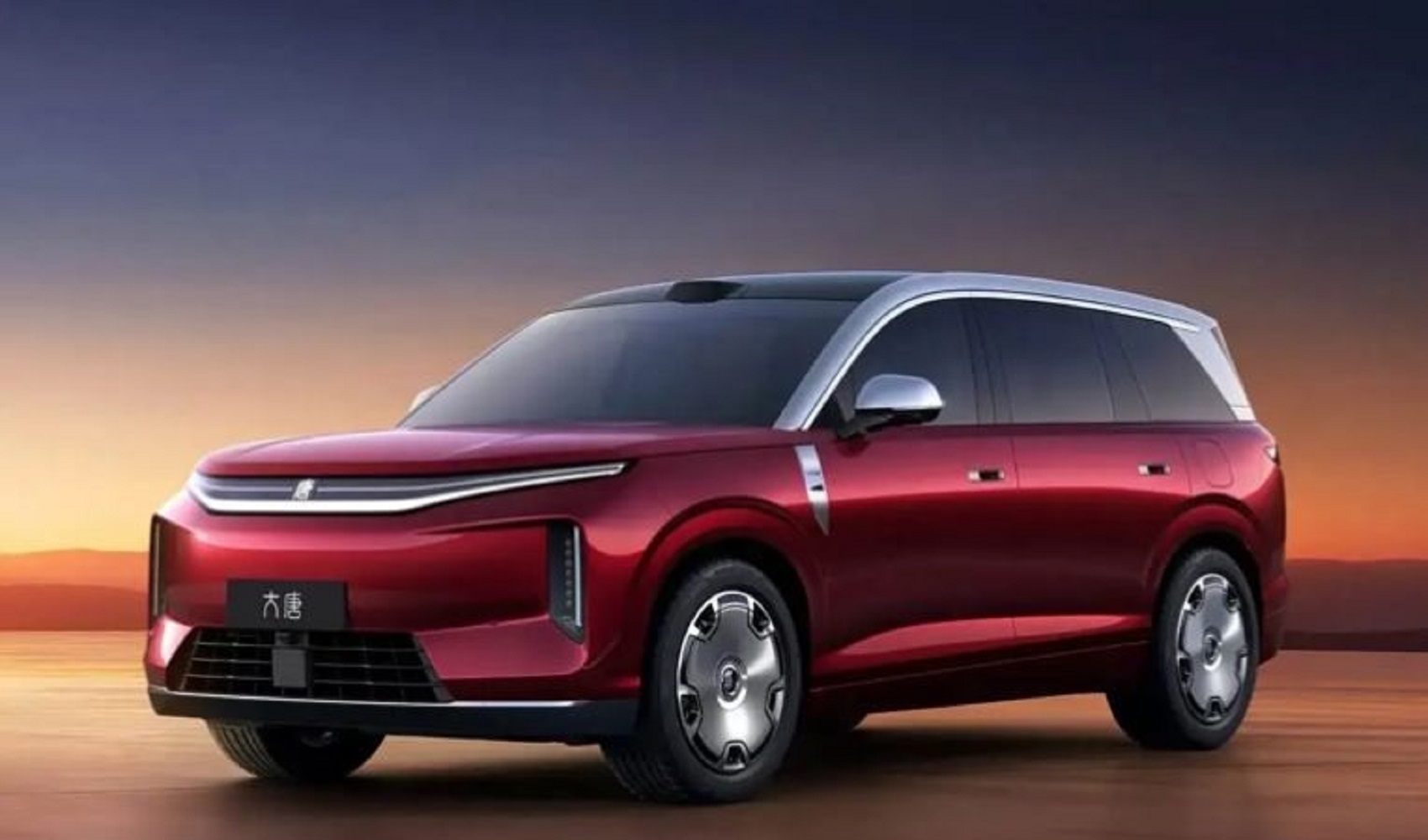 BYD Great Tang EV nhận cọc: SUV cỡ lớn đi được 950 km, sạc siêu nhanh 1000V, giá từ 964 triệu đồng