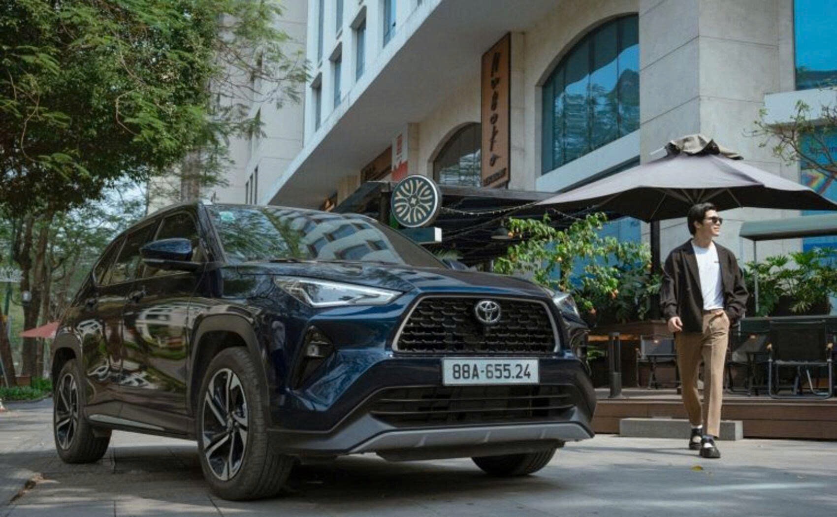 Bán 8.293 xe tháng 3, Toyota tung ưu đãi 111 triệu đồng trong tháng 4/2026