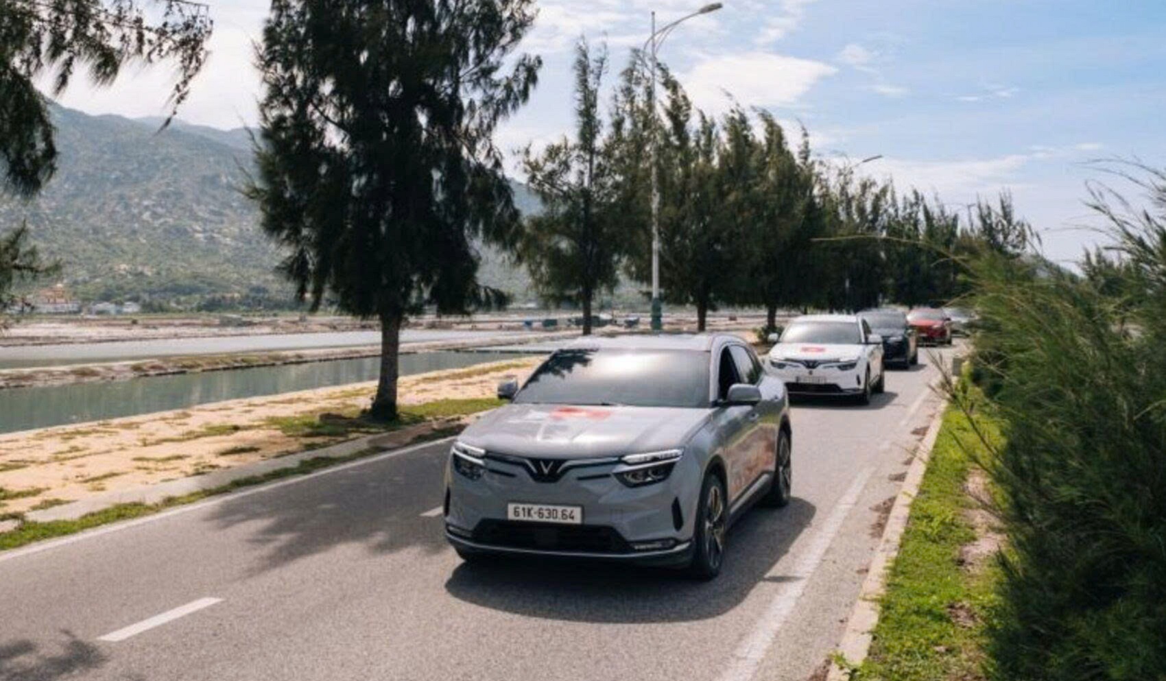 “Chốt lịch” xuống Cần Giờ, người dân TP.HCM háo hức lái thử xe điện VinFast dịp lễ