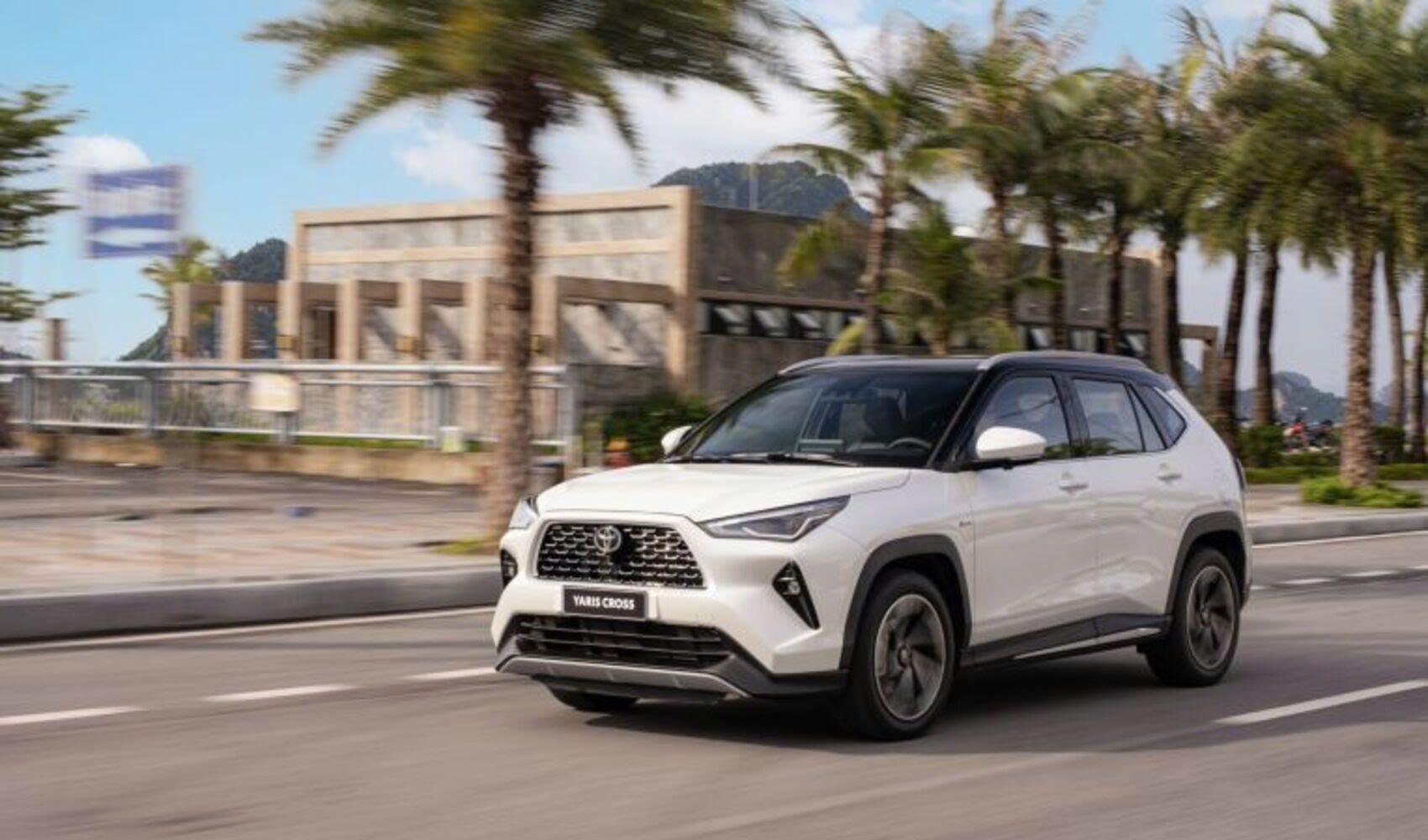 Đại chiến xe xanh cỡ B: Toyota Yaris Cross và Honda HR-V liệu có bị tân binh Omoda C5 SHS-H "soán ngôi"?