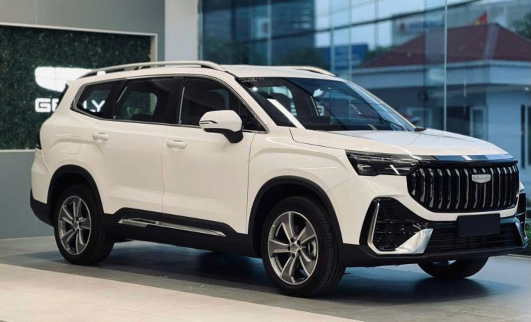 Geely Okavango bất ngờ lộ diện tại Việt Nam: Xe có 2 phiên bản, giá dự kiến từ 760 triệu đồng