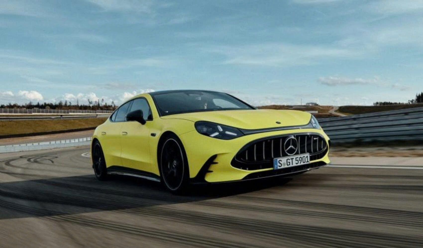 Mercedes-AMG GT Coupe 4 cửa thế hệ mới ra mắt: Sedan điện mạnh 1.169 mã lực, chạy được 700km/sạc