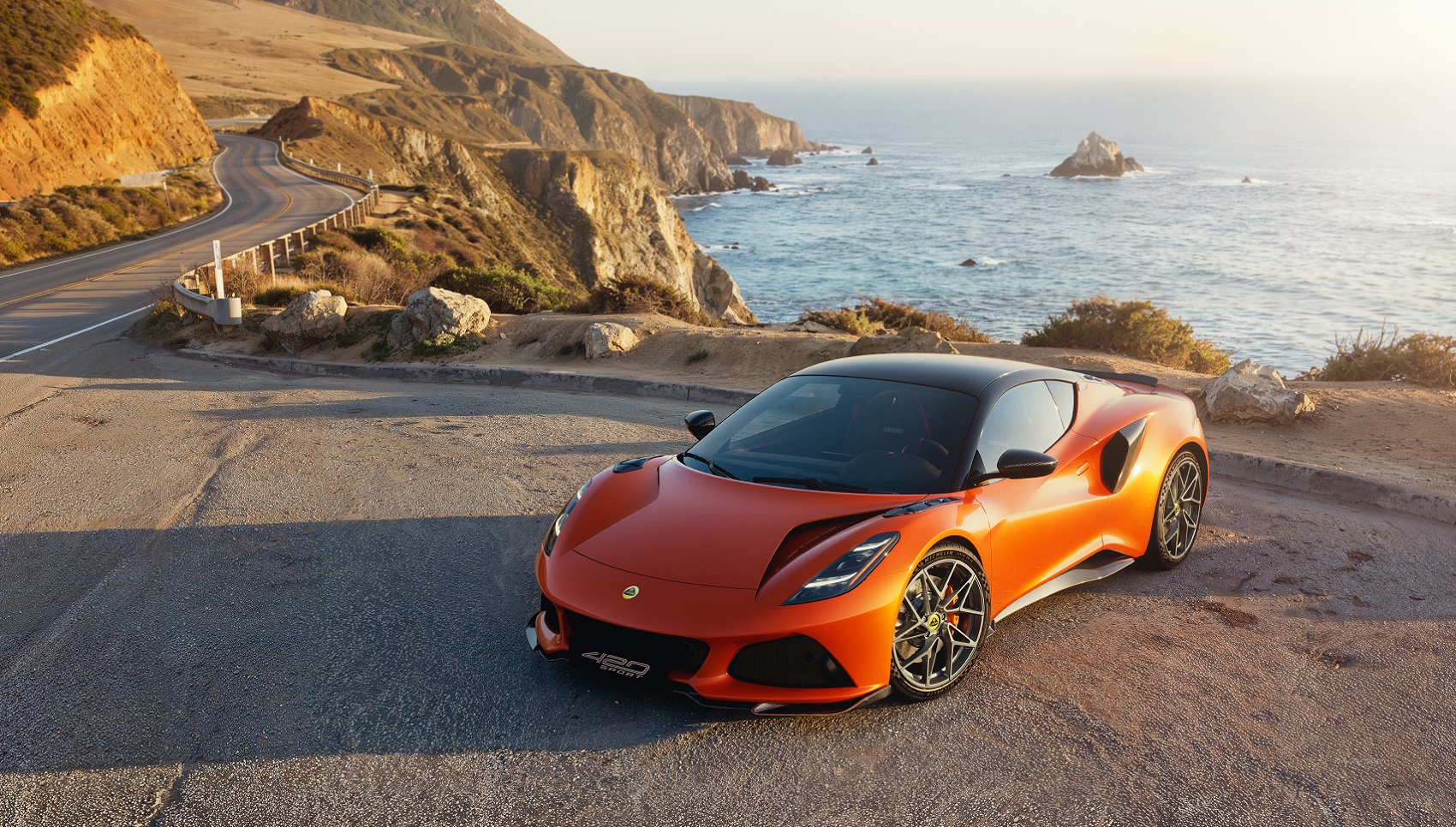 Lotus ra mắt Emira 420 Sport
