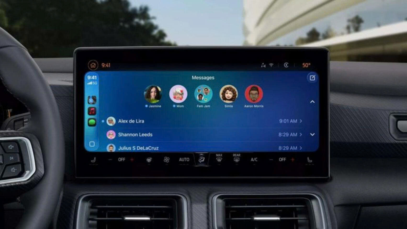 Apple CarPlay cập nhật nhiều tính năng mới: Hỗ trợ ChatGPT và họp Google Meet trên ô tô