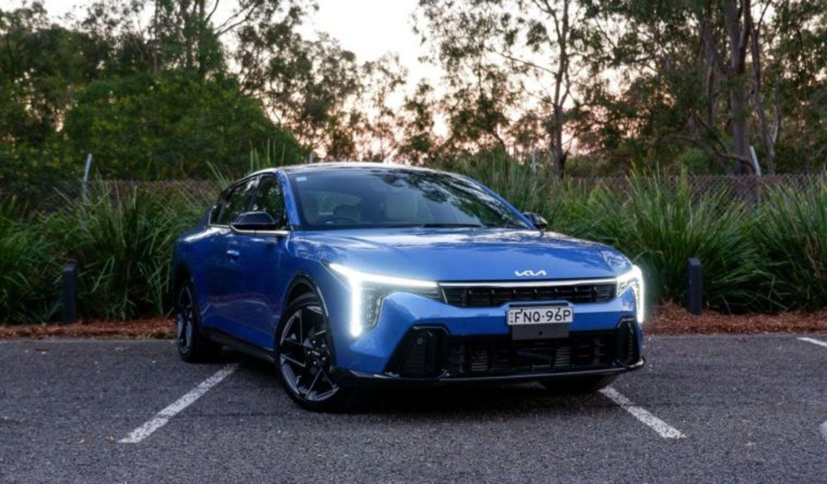 KIA K4 GT-Line 2026: Ngoại hình cuốn hút, cảm giác lái chưa tương xứng