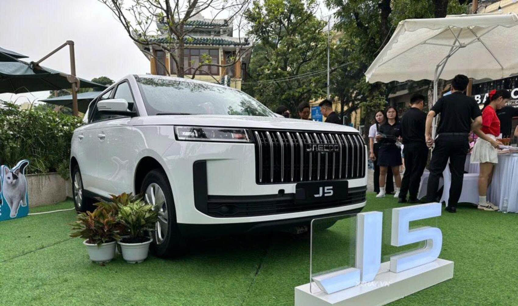 Jaecoo J5 được nhận cọc tại Việt Nam: Giá dự kiến từ 569 triệu đồng, cam kết đền cọc gấp 5 nếu tăng giá cao hơn mức sàn công bố