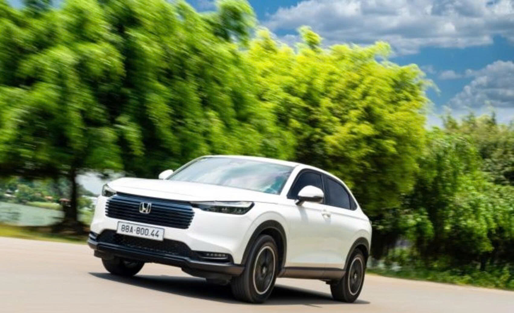 Honda điều chỉnh giá niêm yết HR-V G còn 669 triệu đồng, nhiều mẫu xe được hỗ trợ 100% trước bạ trong tháng 7/2026