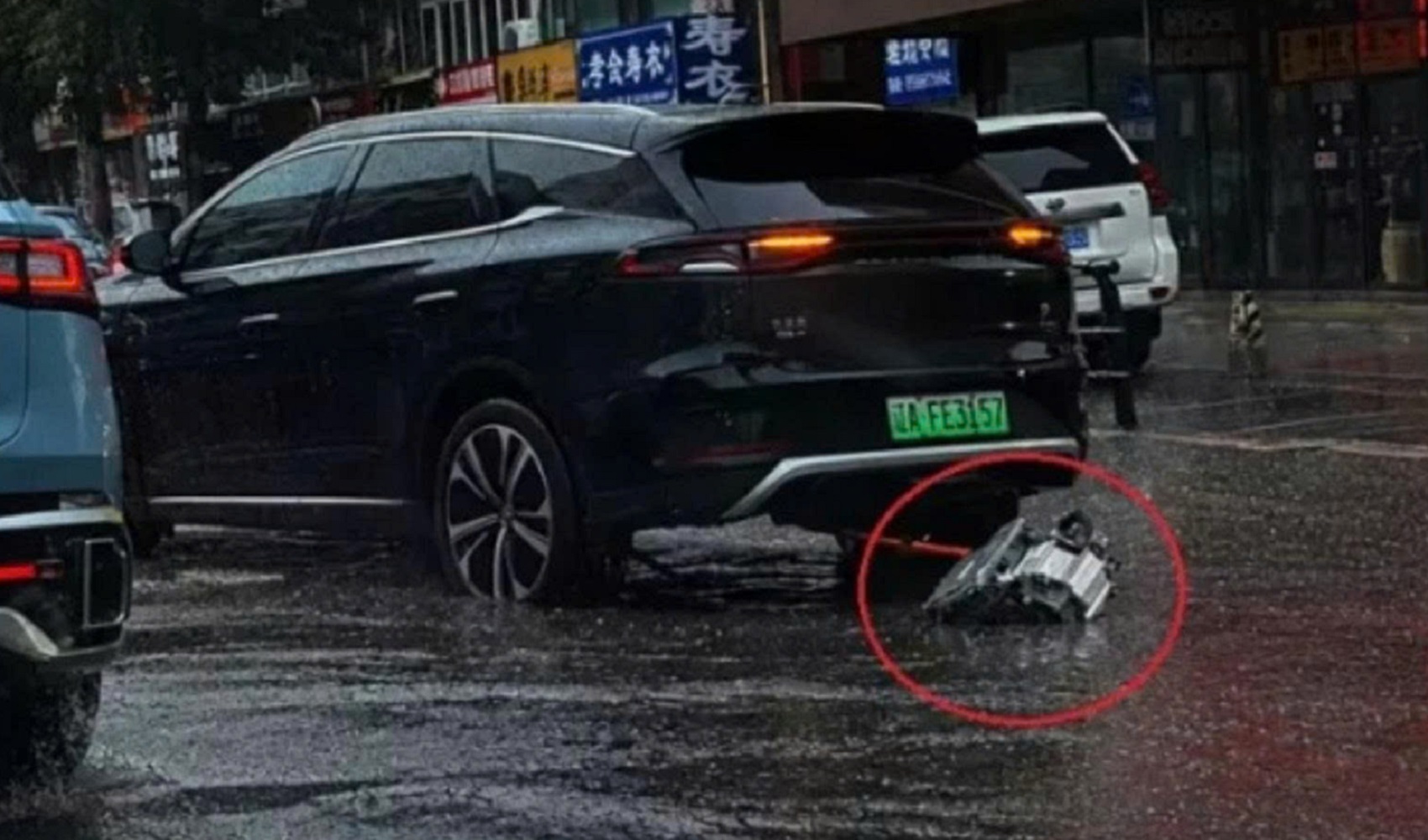 BYD chính thức lên tiếng về vụ xe rơi mô-tơ điện, khẳng định không phải lỗi chất lượng