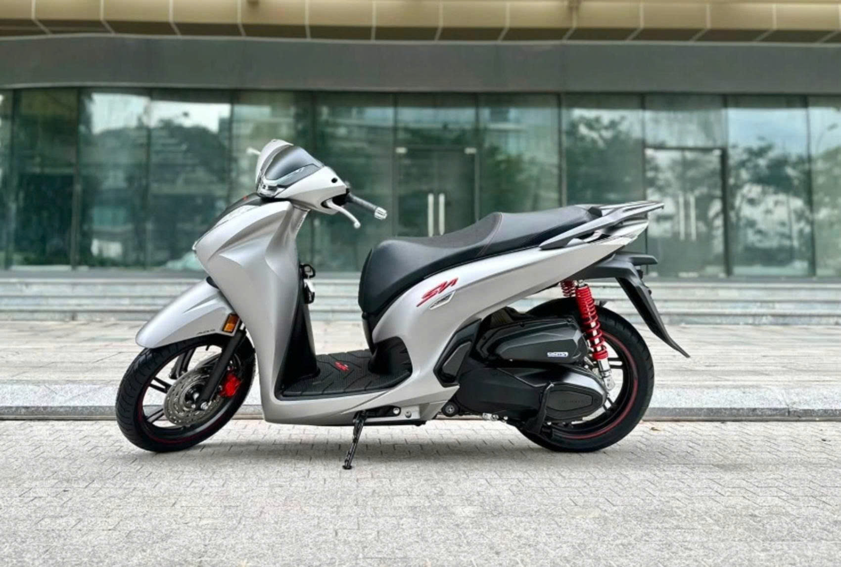 Honda Việt Nam đính chính giá bán SH350i sau thông báo điều chỉnh từ ngày 1/7