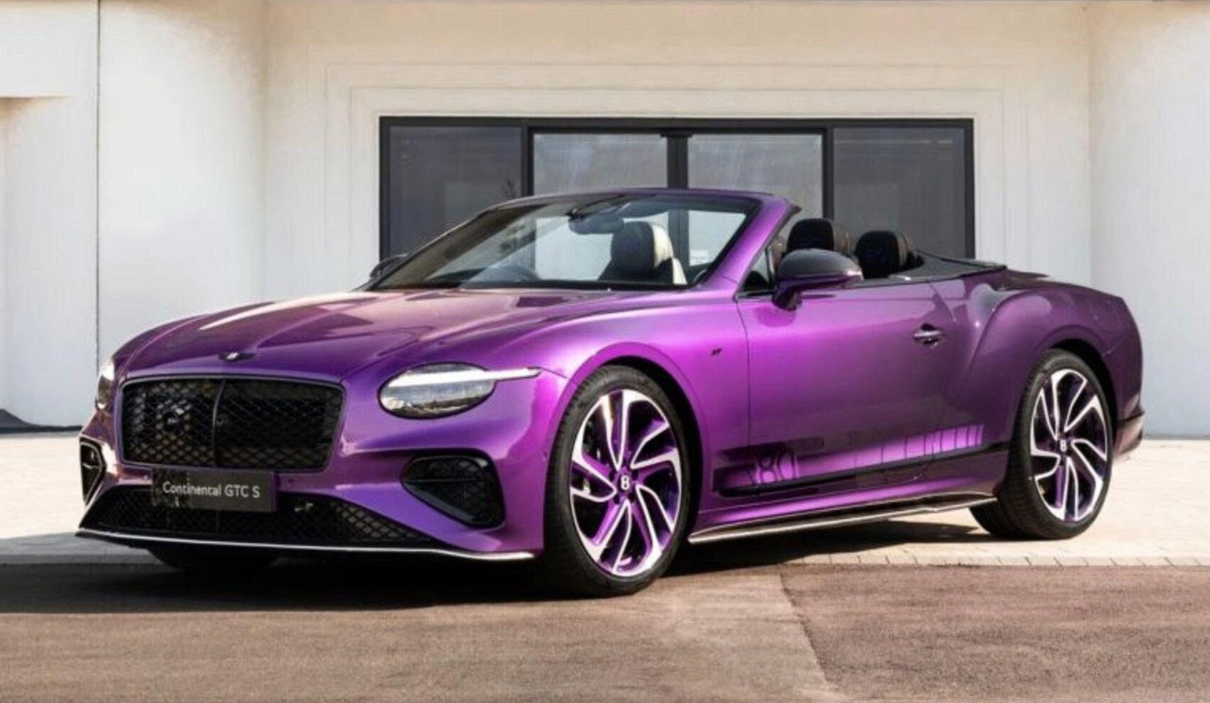 Bentley Continental GTC S độc bản ra mắt với màu sơn Ombre chuyển sắc đặc biệt