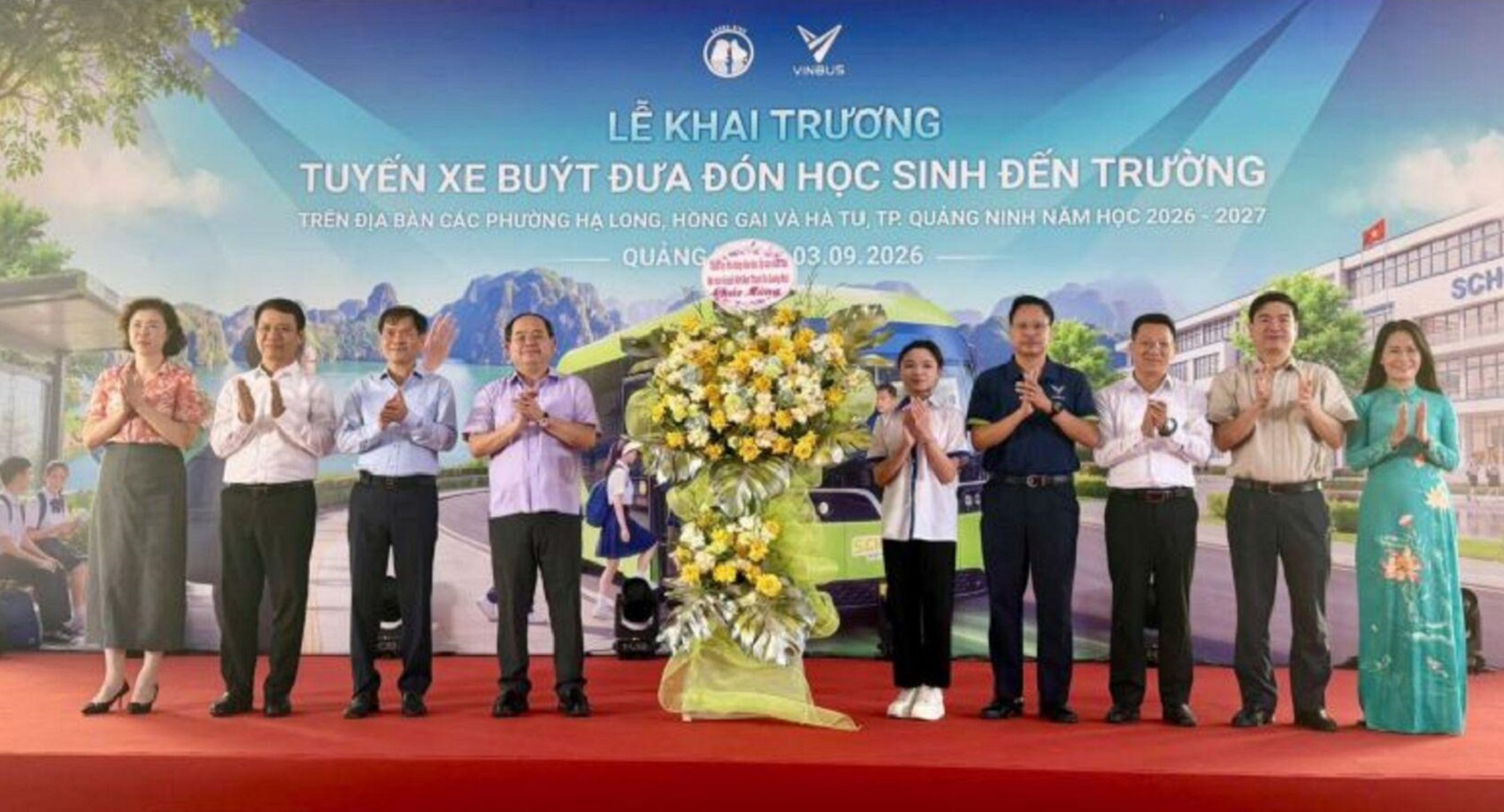 Quảng Ninh triển khai xe bus điện miễn phí đưa đón học sinh đến trường