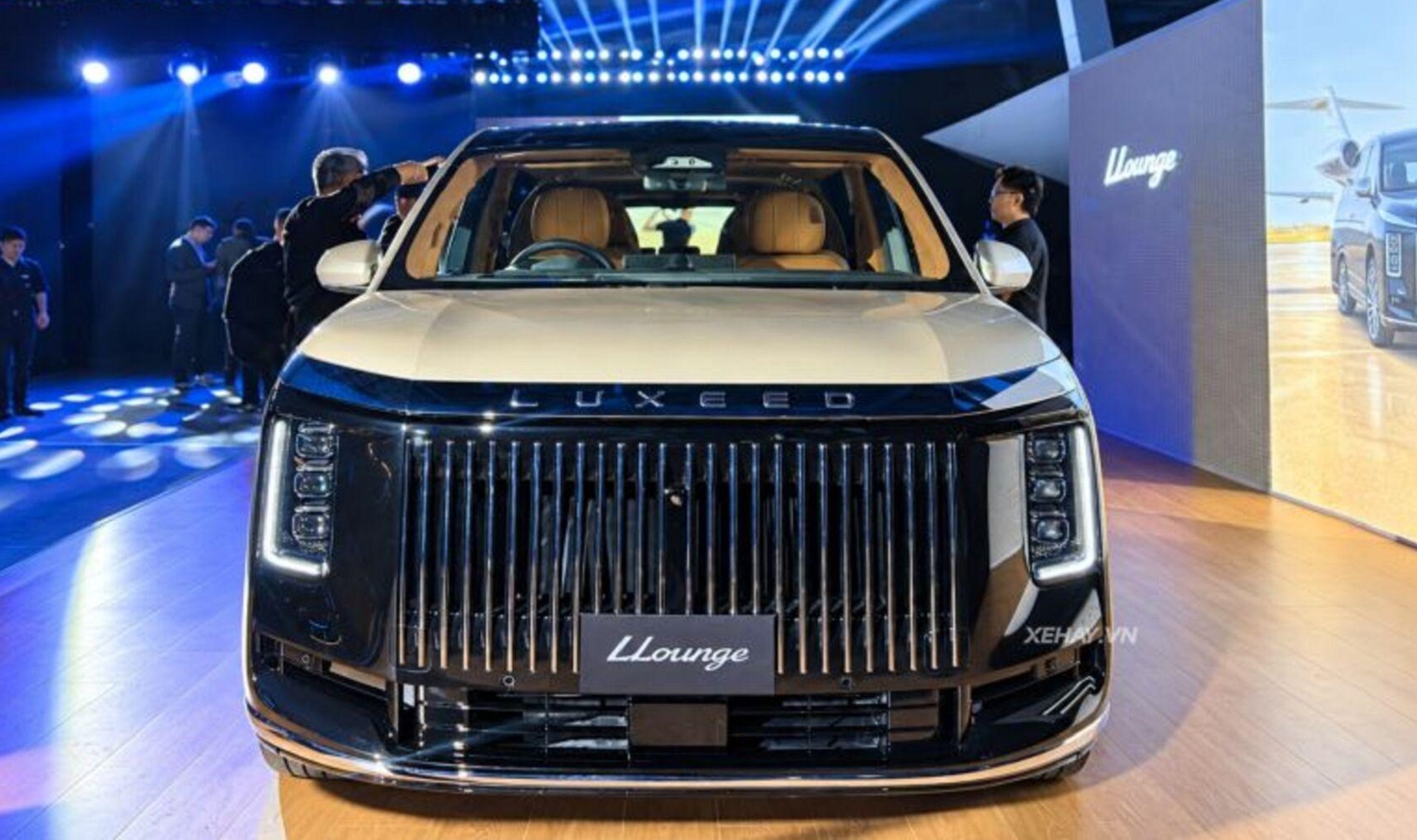 Luxeed Llounge ra mắt: MPV hạng sang mới từ Chery và Huawei quyết tâm cạnh tranh Toyota Alphard