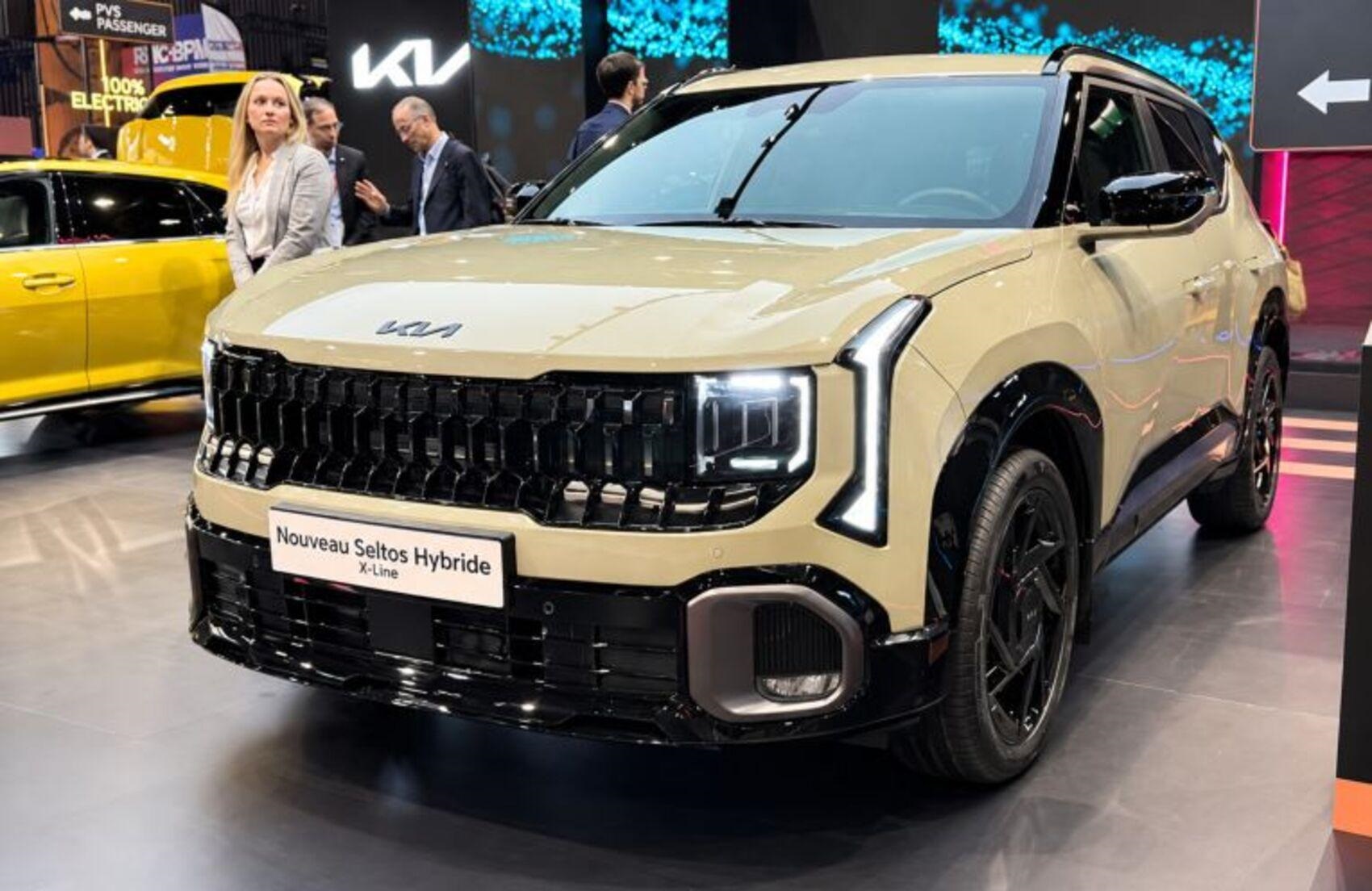 KIA Seltos Hybrid thế hệ mới trình làng: Ngoại hình khỏe khoắn hơn, lần đầu có hệ dẫn động 4 bánh điện tử