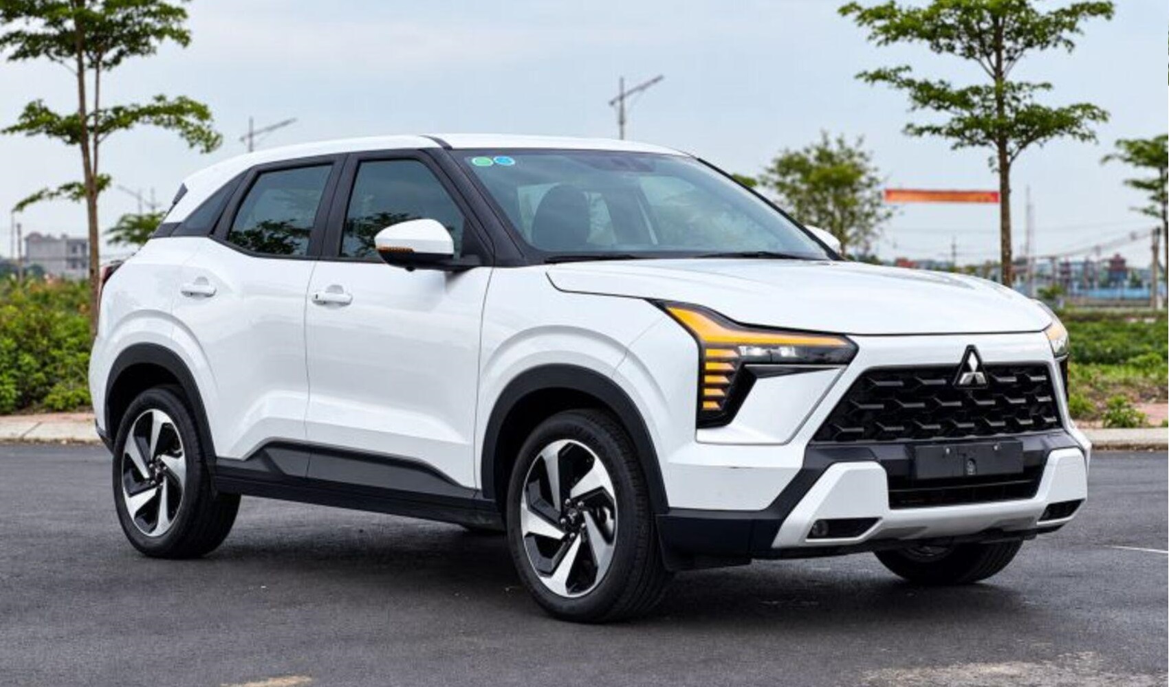 Bộ 3 xe Mitsubishi lọt TOP xe động cơ đốt trong bán chạy nhất thị trường, hãng tung ưu đãi lên đến 100 triệu đồng trong tháng 10/2026