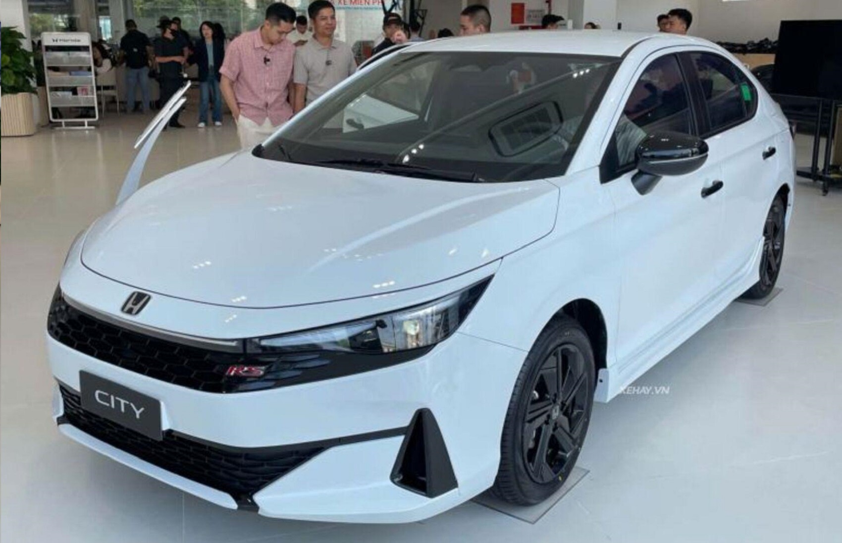 Chi tiết Honda City 2026 vừa ra mắt Việt Nam: Thêm màn hình 10 inch, kết nối không dây, giá không đổi từ 539 triệu đồng
