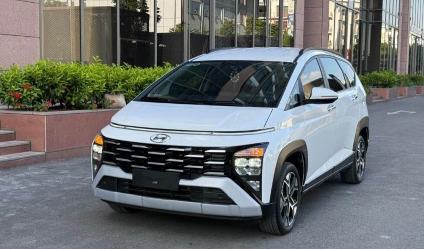 Hyundai Stargazer được đại lý ưu đãi gần 100 triệu đồng