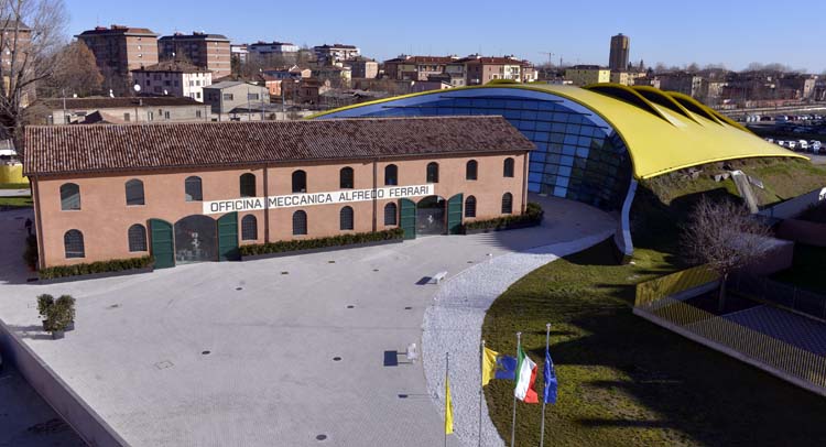 Khám phá bảo tàng Ferrari qua Google Street View