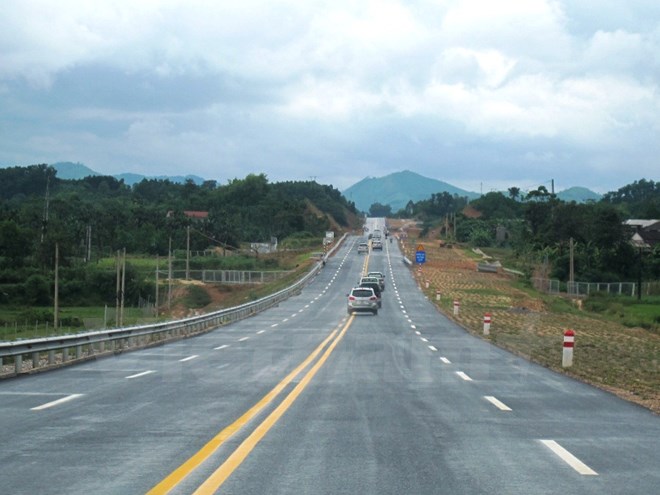 Cao tốc Yên Bái - Lào Cai mở rộng lên 4 làn xe