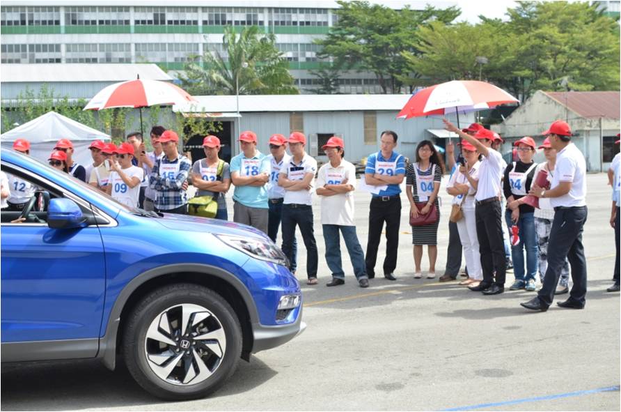 Honda Việt Nam đẩy mạnh đào tạo lái xe ô tô an toàn 2016